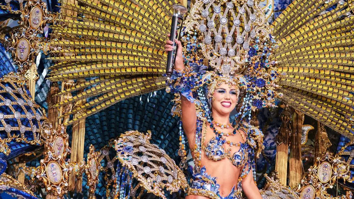 Gala Elección Reina del Carnaval de Santa Cruz 2025 Fechas 👑